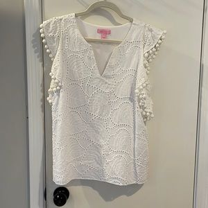 Lilly Pulitzer Tropical Leaf Eyelet Pom Pom Trim Top size small